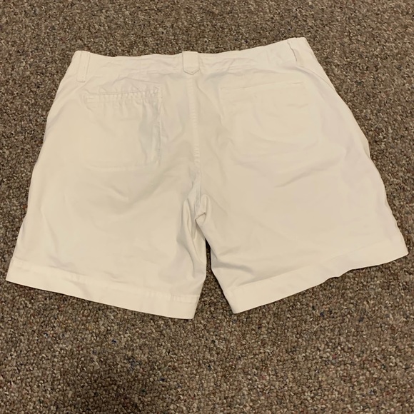 ON Short - Picture 4 of 5